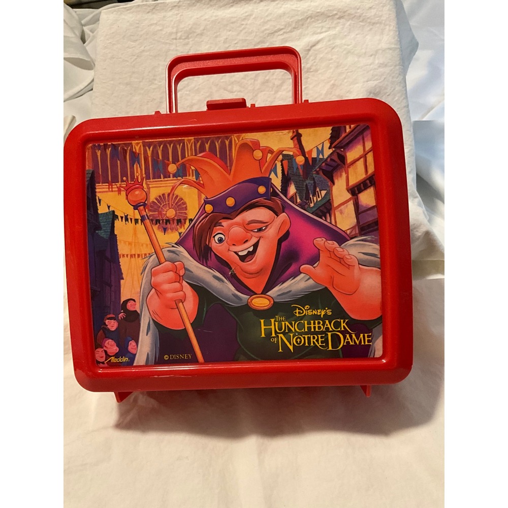 Vintage Disney Hunchback of Notre Dame Aladdin Red Plastic Lunch Box 1996